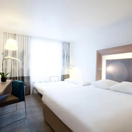 Ξενοδοχείο Novotel 4*