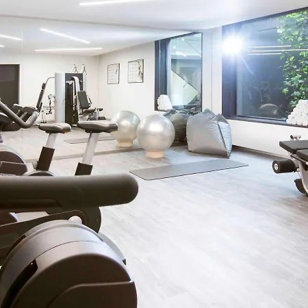 Novotel 4*